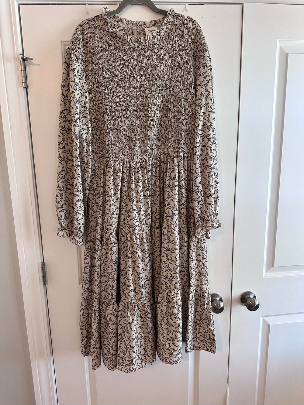 Hayden Boutique Cream Long Sleeve Smocked Floral Tiered Dress Like New. 3X